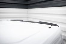 Carica l'immagine nel visualizzatore di Gallery, Estensione spoiler Maxton vista dall'alto sul Transit Custom Mk1 Facelift