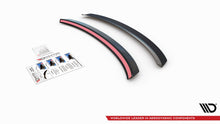 Carica l'immagine nel visualizzatore di Gallery, Estensione spoiler Mazda CX-3 Mk1 montata sul portellone
