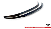 Carica l'immagine nel visualizzatore di Gallery, Estensione spoiler Maxton Design in ABS nero lucido per Porsche 911 Carrera 4S 992, dettaglio del profilo