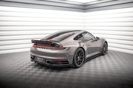 Estensione spoiler Maxton Design in ABS nero lucido per Porsche 911 Carrera 4S 992, montata sull alettone