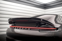 Carica l'immagine nel visualizzatore di Gallery, Estensione spoiler Maxton Design in ABS nero lucido per Porsche 911 Carrera 4S 992, vista ravvicinata