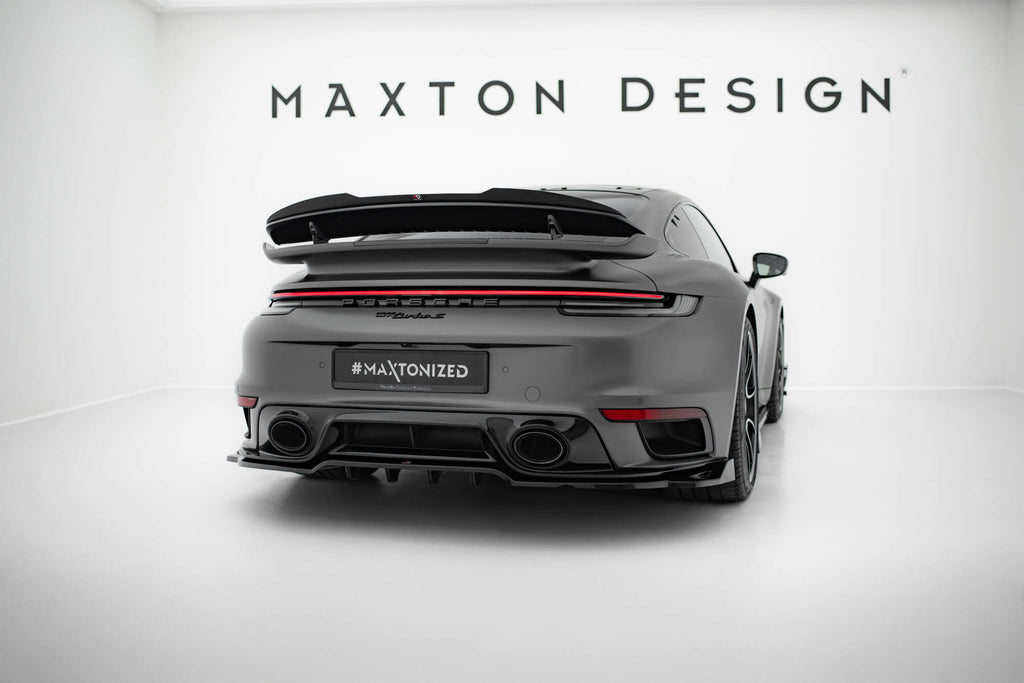 Estensione Spoiler Porsche 911 992 Turbo S Sport Package — montato sulla vettura