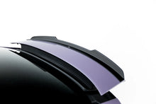 Load image into Gallery viewer, Estensione Spoiler Porsche Panamera 972 Panamera 4 / Panamera 4S E-Hybrid — particolare della finitura