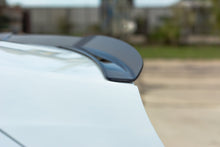 Carica l'immagine nel visualizzatore di Gallery, Estensione spoiler Renault Megane RS Mk4 - vista di dettaglio