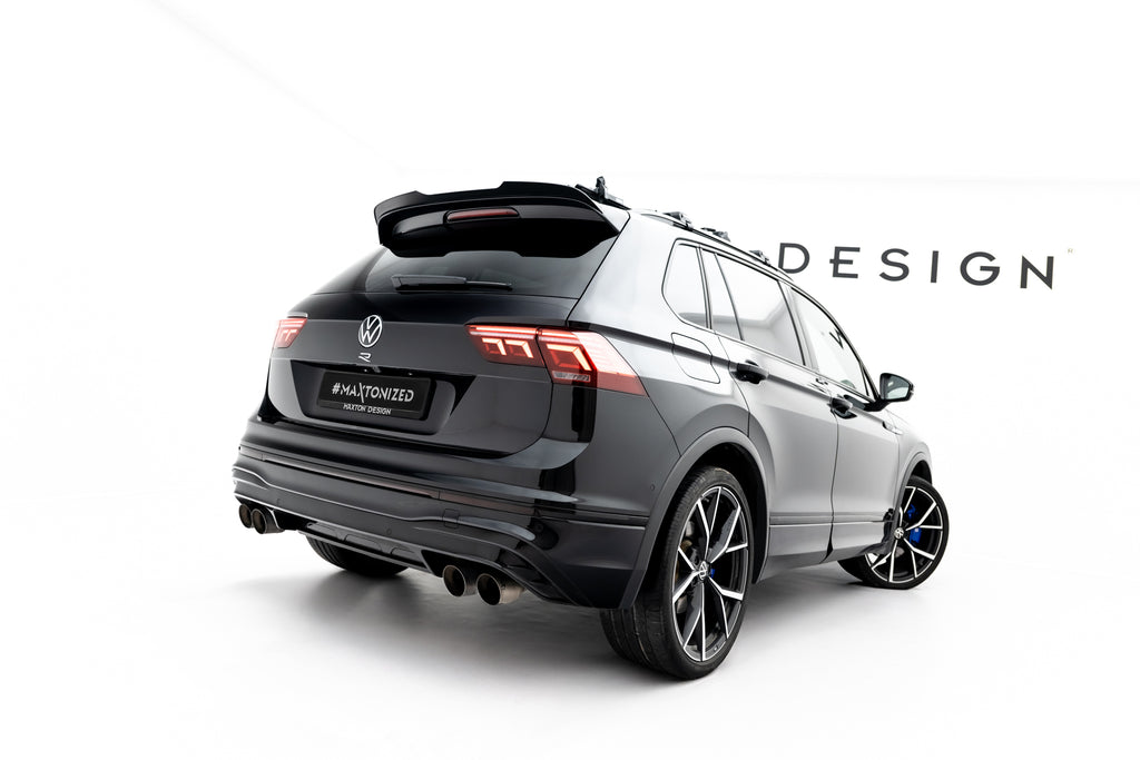 Estensione spoiler Maxton Design montata sul portellone del Volkswagen Tiguan Mk2 Facelift