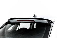 Load image into Gallery viewer, Estensione Spoiler Skoda Scala MK1 Facelift — particolare della finitura
