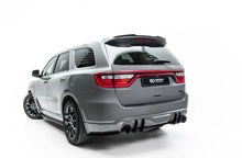 Carica l'immagine nel visualizzatore di Gallery, Estensione Spoiler V.2 Dodge Durango Mk3 Facelift RT — particolare del bordo