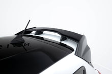 Load image into Gallery viewer, Alettone Maxton Design in vetroresina per Ford Fiesta ST Mk8, dettaglio del profilo