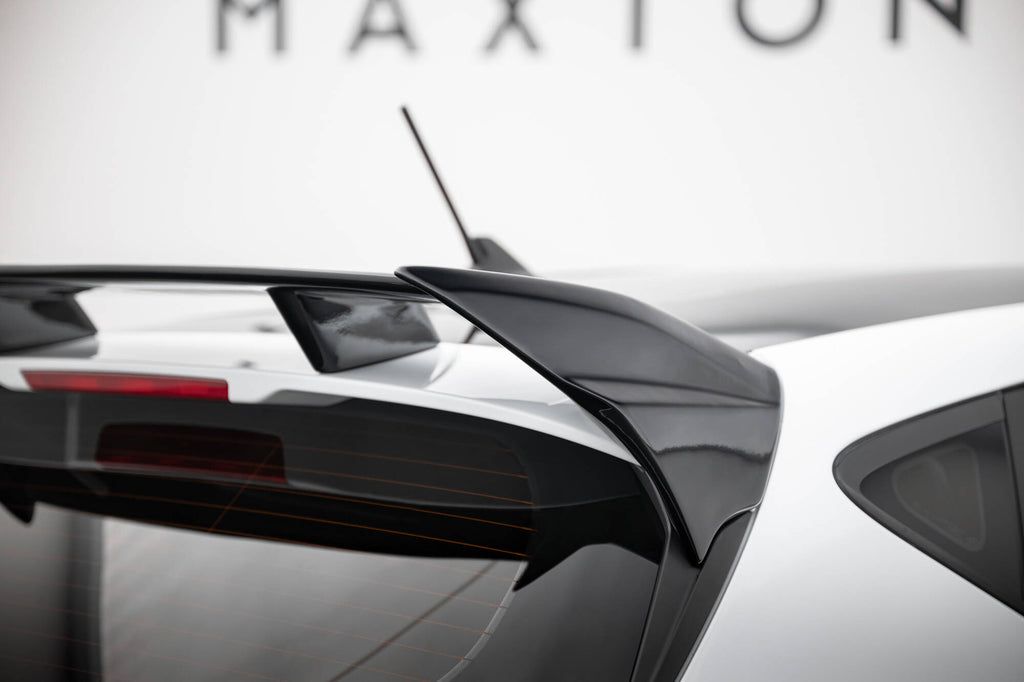 Alettone Maxton Design in vetroresina per Ford Fiesta Mk8 Standard e ST-Line — immagine di riferimento