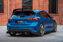 Carica l'immagine nel visualizzatore di Gallery, Alettone Maxton Design in vetroresina per Ford Focus Hatchback Mk4, particolare della finitura