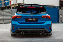 Carica l'immagine nel visualizzatore di Gallery, Alettone Maxton Design in vetroresina per Ford Focus Hatchback Mk4, vista laterale