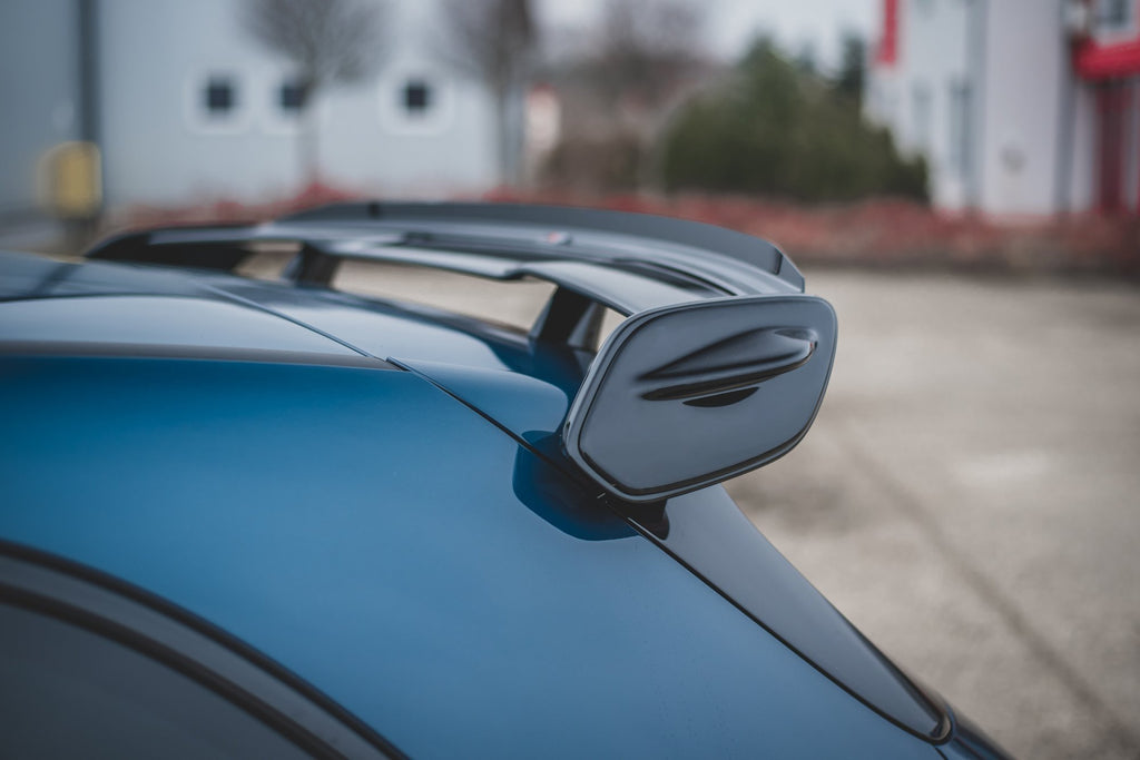 Estensioni spoiler laterali Maxton Design in ABS nero lucido per Mercedes Classe A 35 AMG W177, particolare della finitura