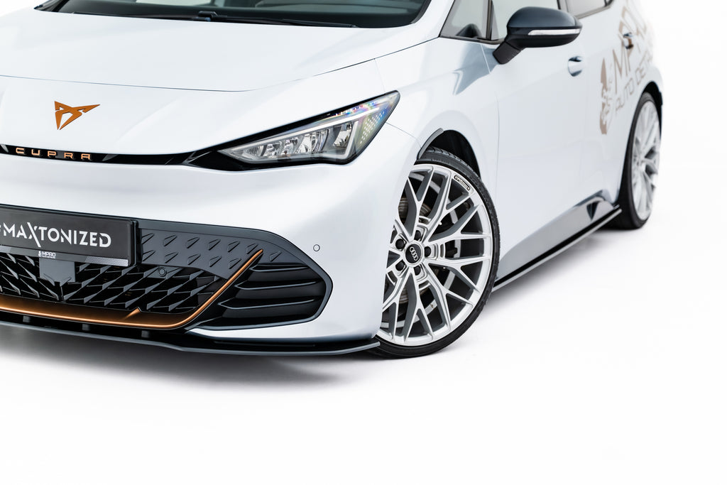 Lip Anteriore Cupra Born Mk1 Street Pro — particolare della finitura