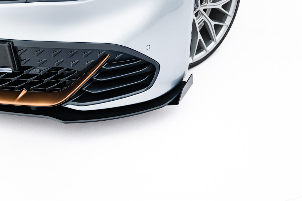 Lip Anteriore Cupra Born Mk1 + Flap Street Pro — particolare della finitura