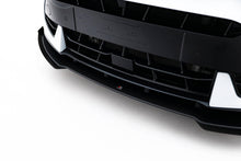 Carica l'immagine nel visualizzatore di Gallery, Lip Anteriore Cupra Formentor Mk1 Facelift + Flap Street Pro — montato sulla vettura