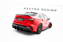 Carica l'immagine nel visualizzatore di Gallery, Diffusore Posteriore Audi RS3 Berlina 8Y Facelift Street Pro — dettaglio del fissaggio