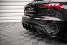 Carica l'immagine nel visualizzatore di Gallery, Diffusore posteriore Street Pro Maxton Design per Audi RS3 Sportback 8Y — ABS nero opaco da 10 mm, vista di dettaglio