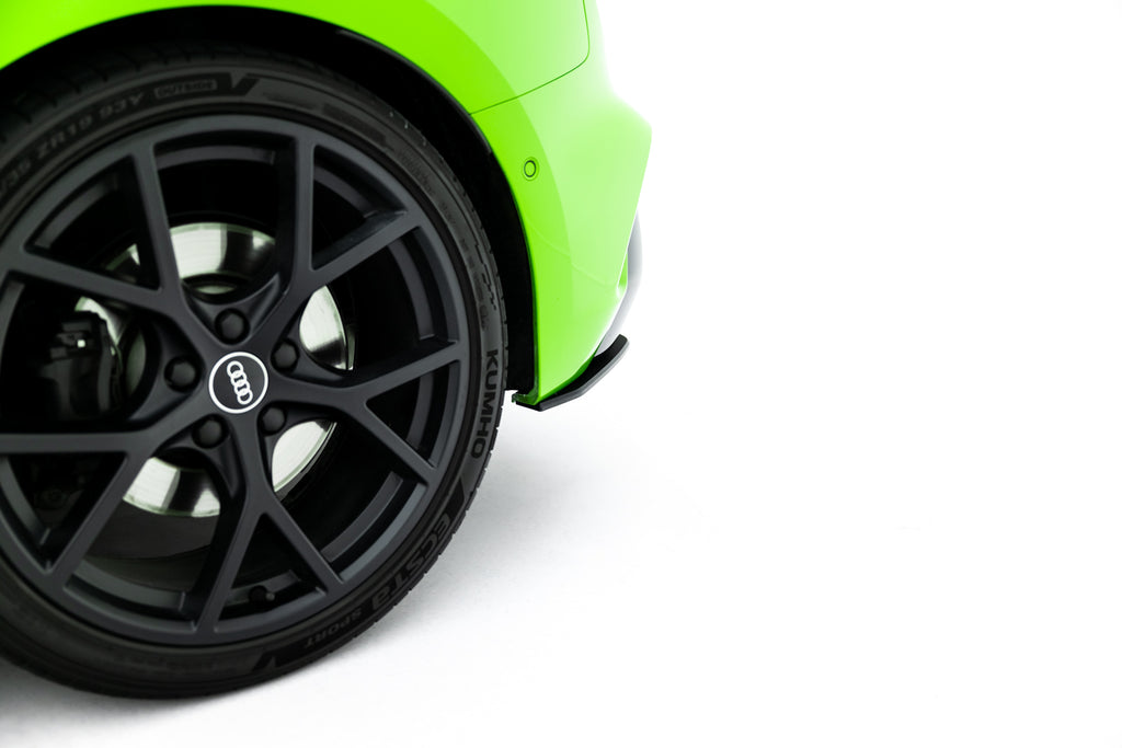 Diffusore Posteriore Audi RS3 Sportback 8Y Facelift Street Pro — vista laterale