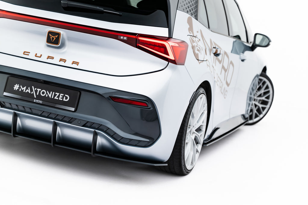 Diffusore Posteriore Cupra Born Mk1 Street Pro — dettaglio del profilo