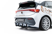Carica l'immagine nel visualizzatore di Gallery, Diffusore Posteriore Cupra Born Mk1 Street Pro — montato sulla vettura