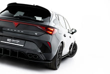 Carica l'immagine nel visualizzatore di Gallery, Diffusore Posteriore Cupra Ateca Hatchback Mk1 Facelift Leon Street Pro — montato sulla vettura