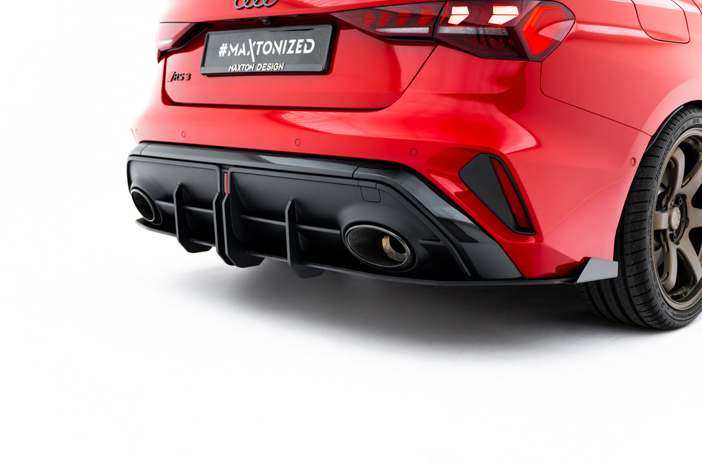Diffusore Posteriore Audi RS3 Berlina 8Y Facelift + Flap Street Pro — particolare della finitura