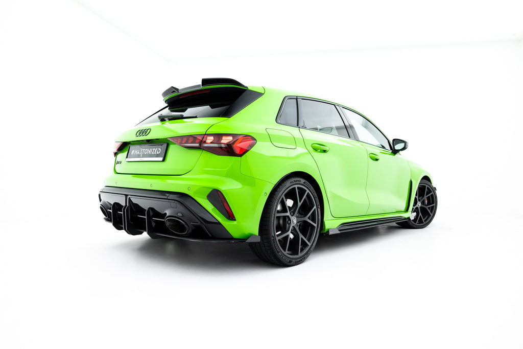 Diffusore Posteriore Audi RS3 Sportback 8Y Facelift + Flap Street Pro — montato sulla vettura