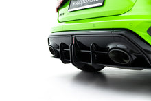 Carica l'immagine nel visualizzatore di Gallery, Diffusore Posteriore Audi RS3 Sportback 8Y Facelift + Flap Street Pro — particolare del bordo