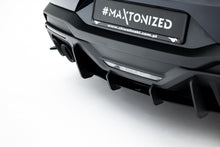 Load image into Gallery viewer, Diffusore Posteriore Ford Mustang Mk7 Dark Horse Street Pro — particolare della finitura