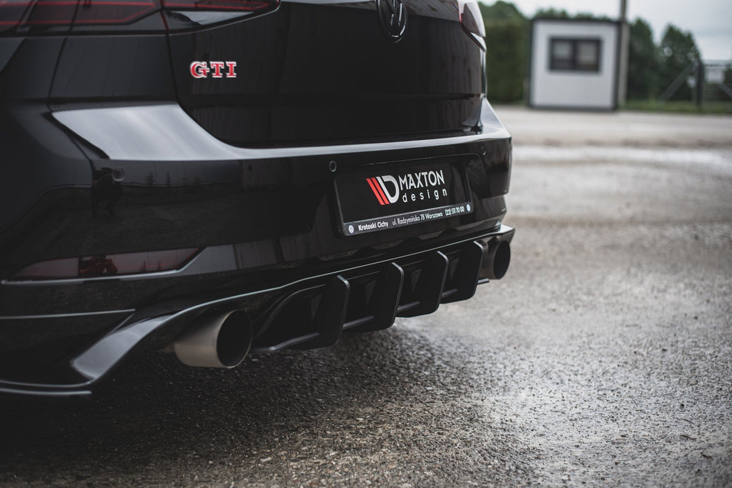 Diffusore posteriore Street Pro Maxton Design per Volkswagen Golf GTI TCR Mk7 Facelift, ABS opaco