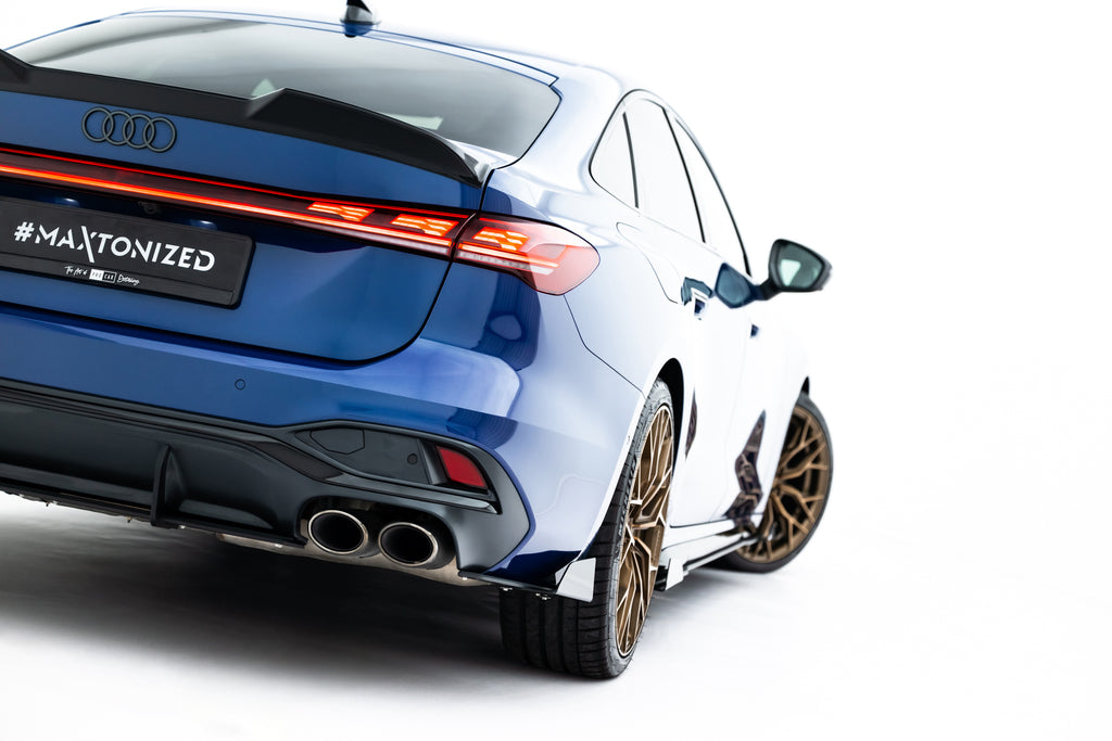 Splitter Laterali Posteriori Audi S5 B10 + Flap Street Pro — particolare della finitura