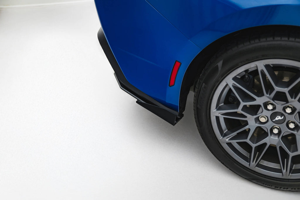 Splitter Laterali Posteriori Ford Mustang Mk7 + Flap GT Street Pro — vista laterale