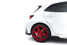 Carica l'immagine nel visualizzatore di Gallery, Splitter Laterali Posteriori Toyota Corolla Mk12 + Flap GR Street Pro — vista laterale