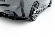 Carica l'immagine nel visualizzatore di Gallery, Splitter Laterali Posteriori V.1 BMW Serie 1 M135i xDrive F70 + Flap Street Pro — particolare della finitura