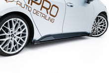 Carica l'immagine nel visualizzatore di Gallery, Diffusori Sotto Minigonne Cupra Born Mk1 + Flap Street Pro — vista d'insieme