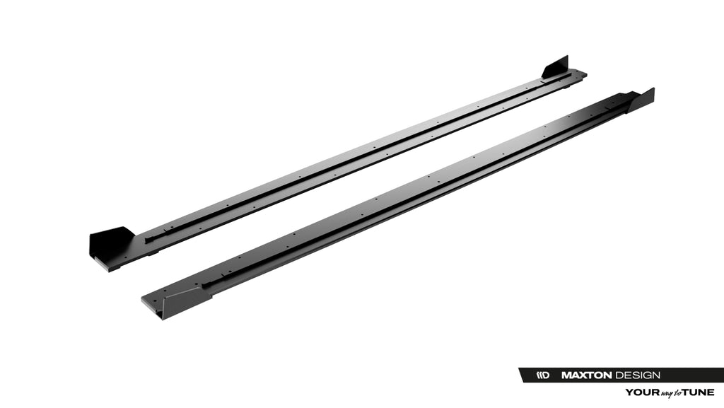 Diffusori Sotto Minigonne Cupra Born Mk1 + Flap Street Pro — montato sulla vettura