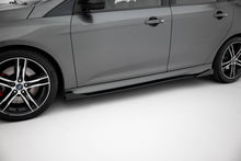 Load image into Gallery viewer, Diffusori Sotto Minigonne Ford Focus ST Mk3 Facelift + Flap Street Pro — particolare della finitura