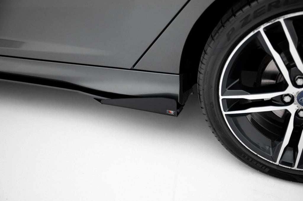 Diffusori Sotto Minigonne Ford Focus ST Mk3 Facelift + Flap Street Pro — dettaglio del fissaggio