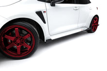 Carica l'immagine nel visualizzatore di Gallery, Diffusori Sotto Minigonne Toyota Corolla Mk12 + Flap GR Street Pro — vista laterale