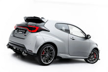 Carica l'immagine nel visualizzatore di Gallery, Diffusori Sotto Minigonne Toyota GR Yaris Mk4 Facelift + Flap Street Pro — dettaglio del profilo