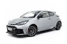 Carica l'immagine nel visualizzatore di Gallery, Diffusori Sotto Minigonne Toyota GR Yaris Mk4 Facelift + Flap Street Pro — particolare della finitura