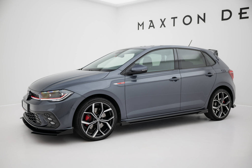 Diffusori Sotto Minigonne Volkswagen Polo GTI Mk6 Facelift + Flap Street Pro — montato sulla vettura