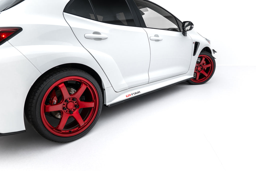 Diffusori Sotto Minigonne Toyota Corolla Mk12 GR Street Pro — particolare della finitura