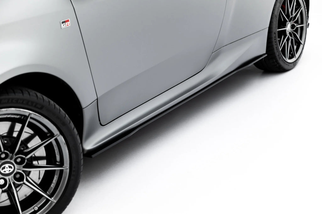 Diffusori Sotto Minigonne Toyota GR Yaris Mk4 Facelift Street Pro — particolare della finitura