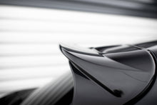 Load image into Gallery viewer, Estensione Spoiler Porsche Macan Mk1 Facelift 2 GTS — particolare della finitura