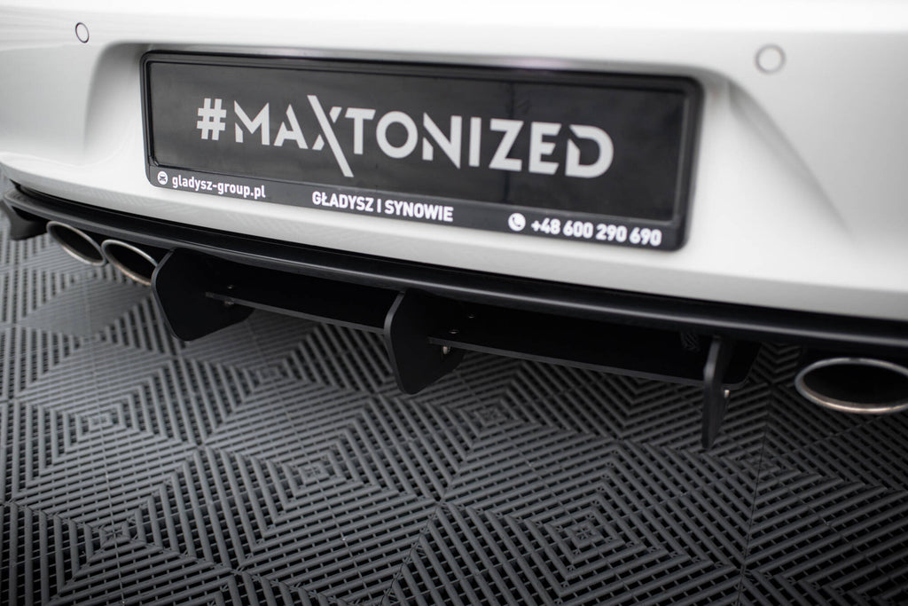 Diffusore posteriore e splitter laterali Maxton Design per Volkswagen Golf Mk7 R, ABS nero opaco - vista ravvicinata