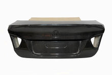 Carica l'immagine nel visualizzatore di Gallery, Portellone Carbonio BMW E90 05-08 4 Porte CSL BMW E90,E91