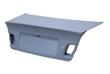 Carica l'immagine nel visualizzatore di Gallery, Portellone De Fibra BMW E46 98-05 4P. CSL BMW E46