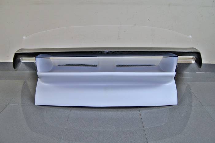 Portellone Fibra Porsche 911(997 2005/2011) Con Alettone Carbonio Porsche 997