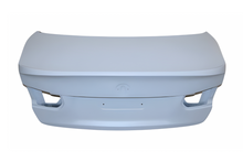Carica l'immagine nel visualizzatore di Gallery, Portellone Posteriore BMW F30/ F80 Look CSL BMW F30